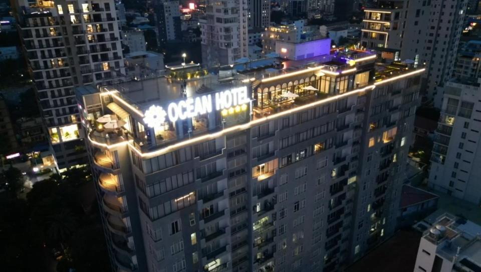 Ocean Hotel Phnom Penh Exterior foto